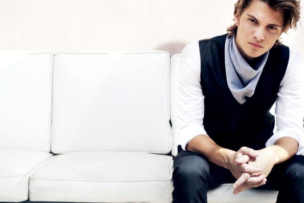 Picture of Luke Grimes.