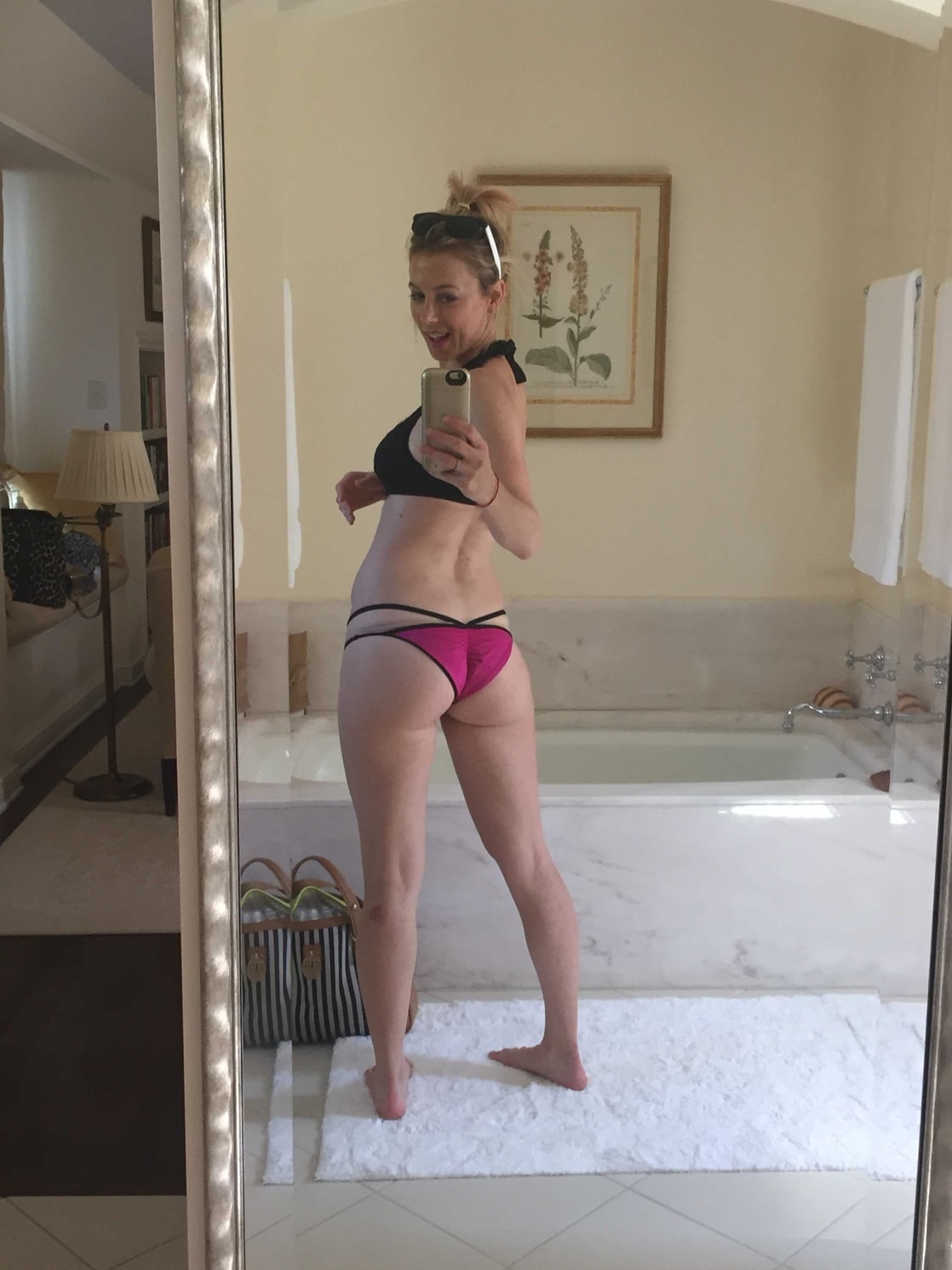 Iliza shlesinger in a bikini