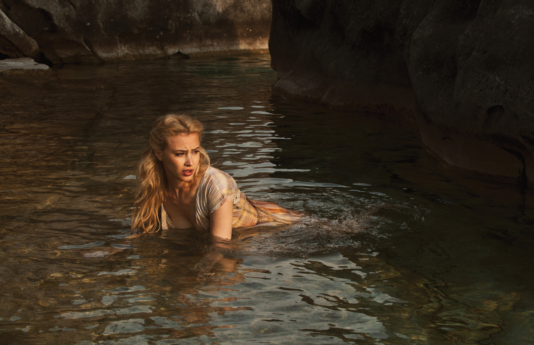 Sarah Gadon Sarah Gadon