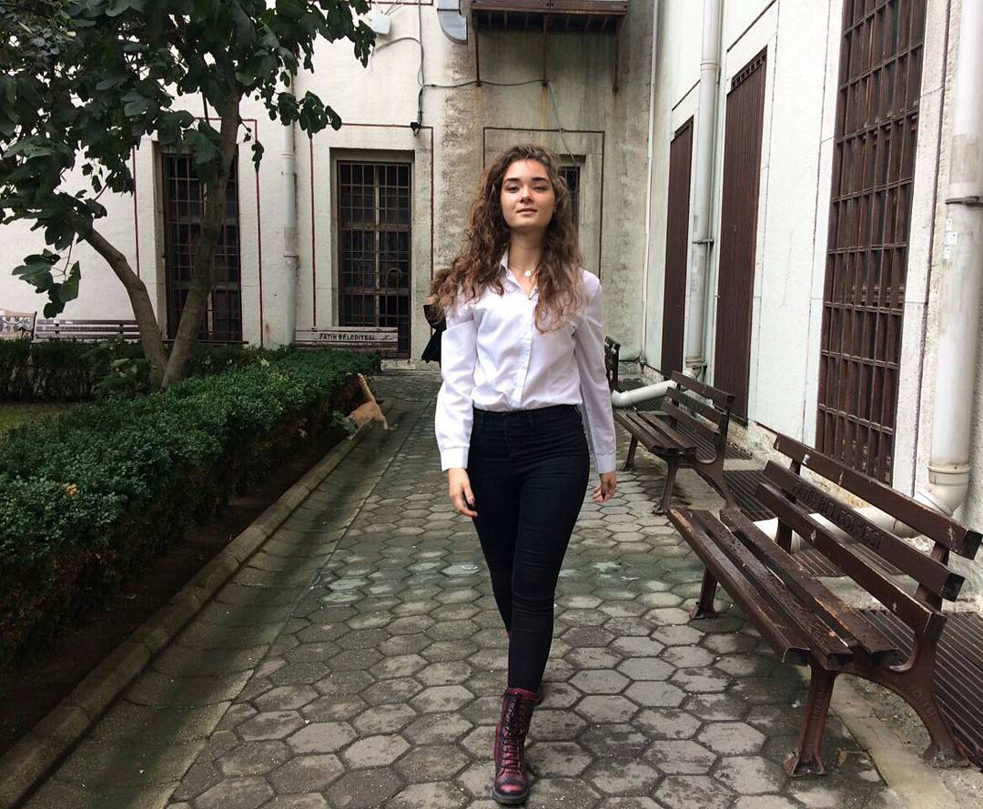 Sibel Kasapoglu Sibel Kasapoglu