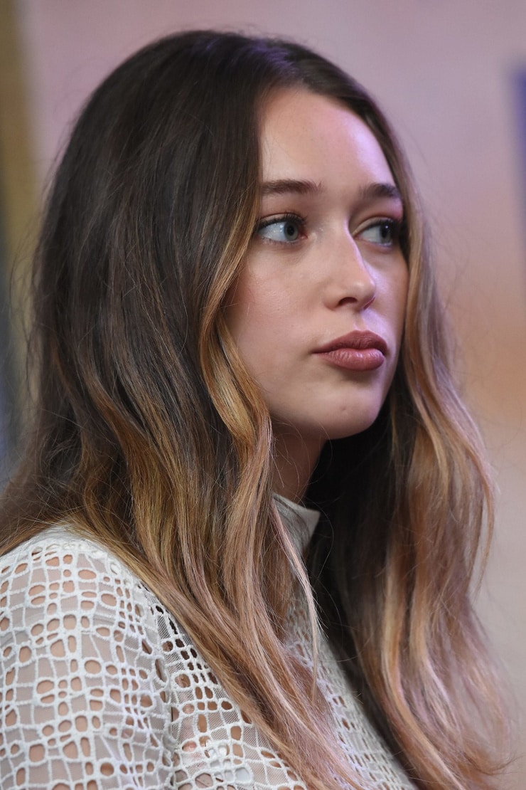 Picture of Alycia Debnam Carey