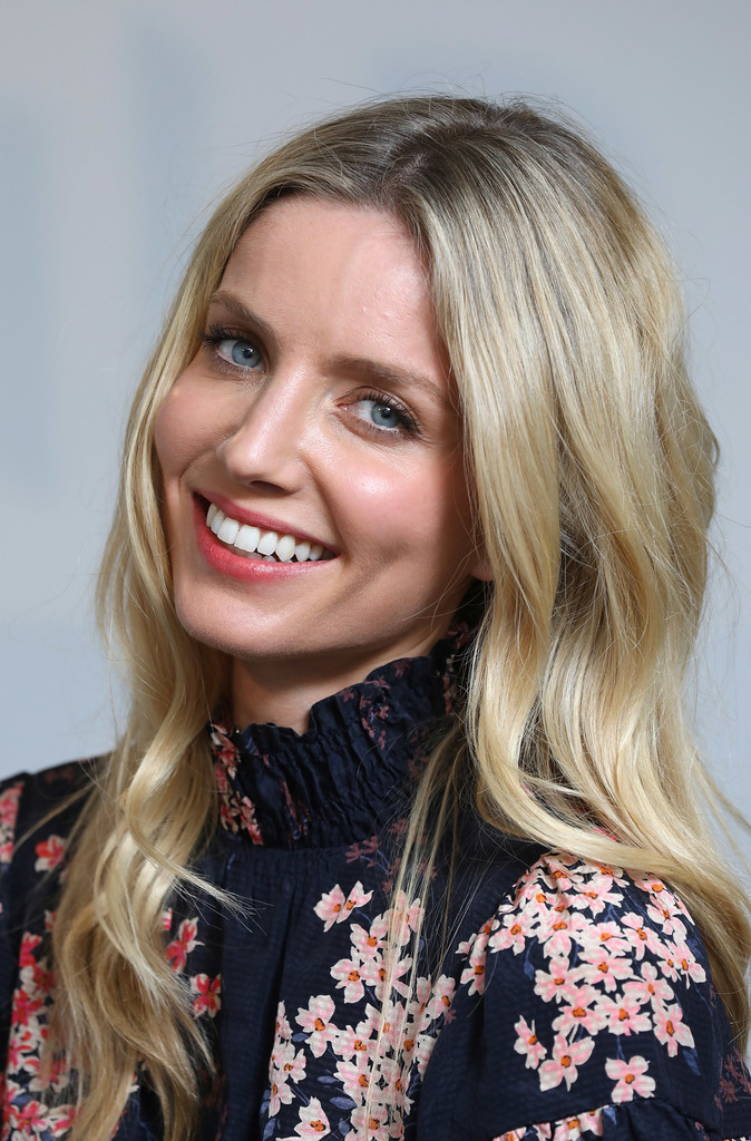 annabelle wallis the conjuring