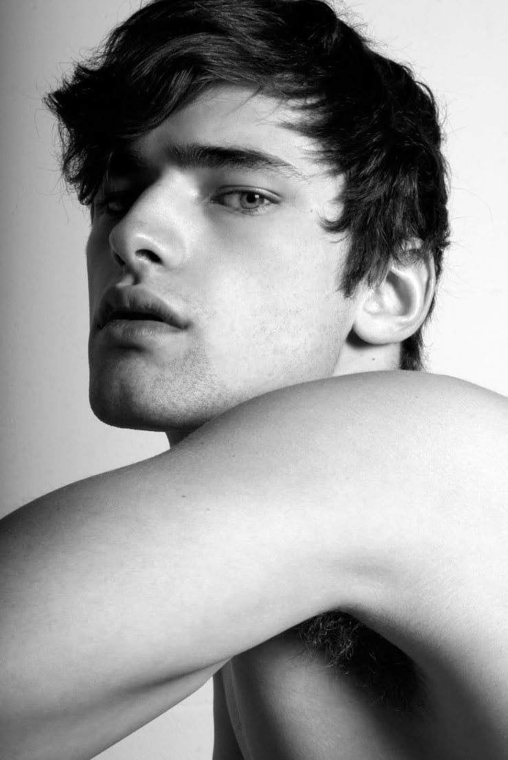 Picture of Sean Opry