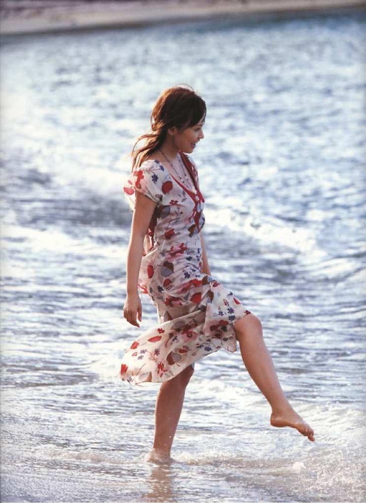 Picture of Natsumi Abe