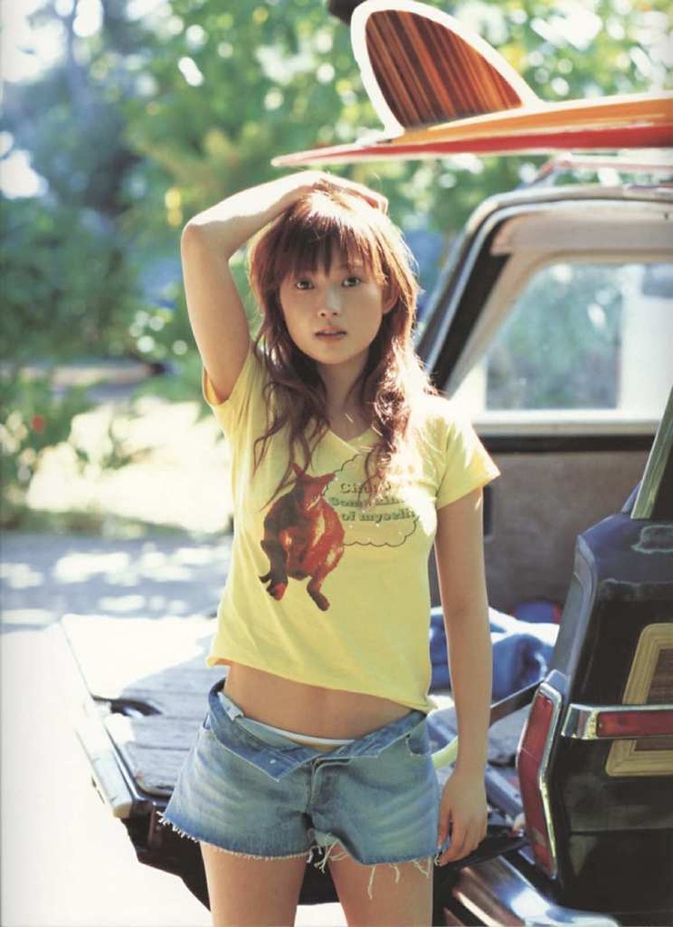 Picture of Natsumi Abe