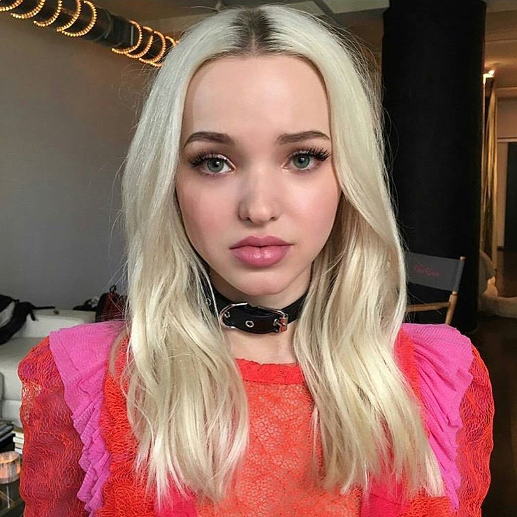 Picture of Dove Cameron.