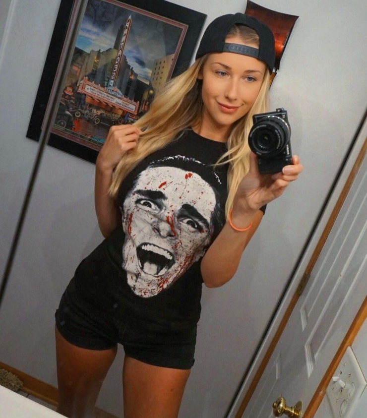 Noelle Foley image