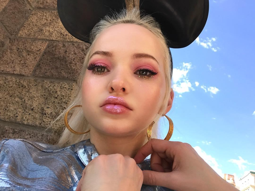 Dove Cameron