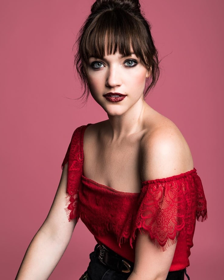 Picture of Violett Beane