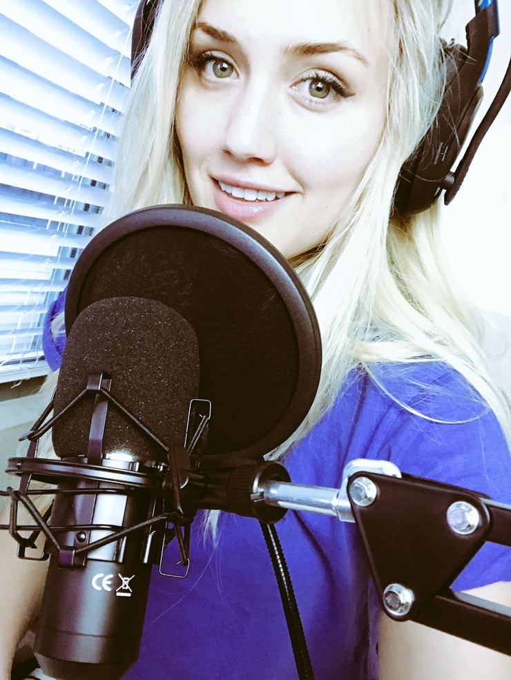 Twitch Naomi Kyle