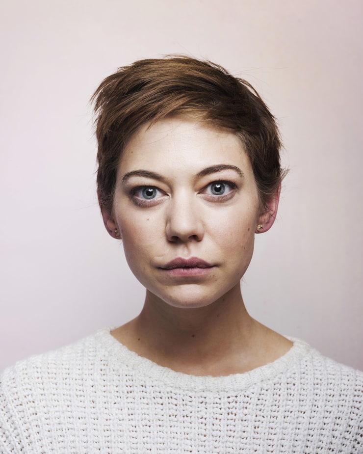 Picture Of Analeigh Tipton