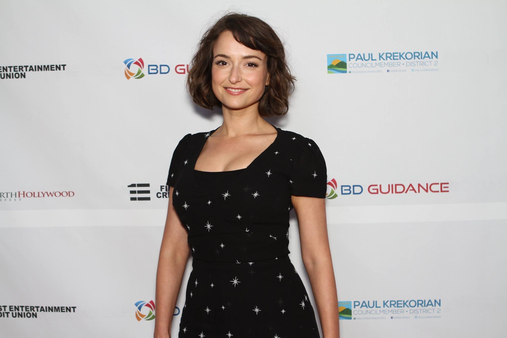Milana Vayntrub Milana Vayntrub