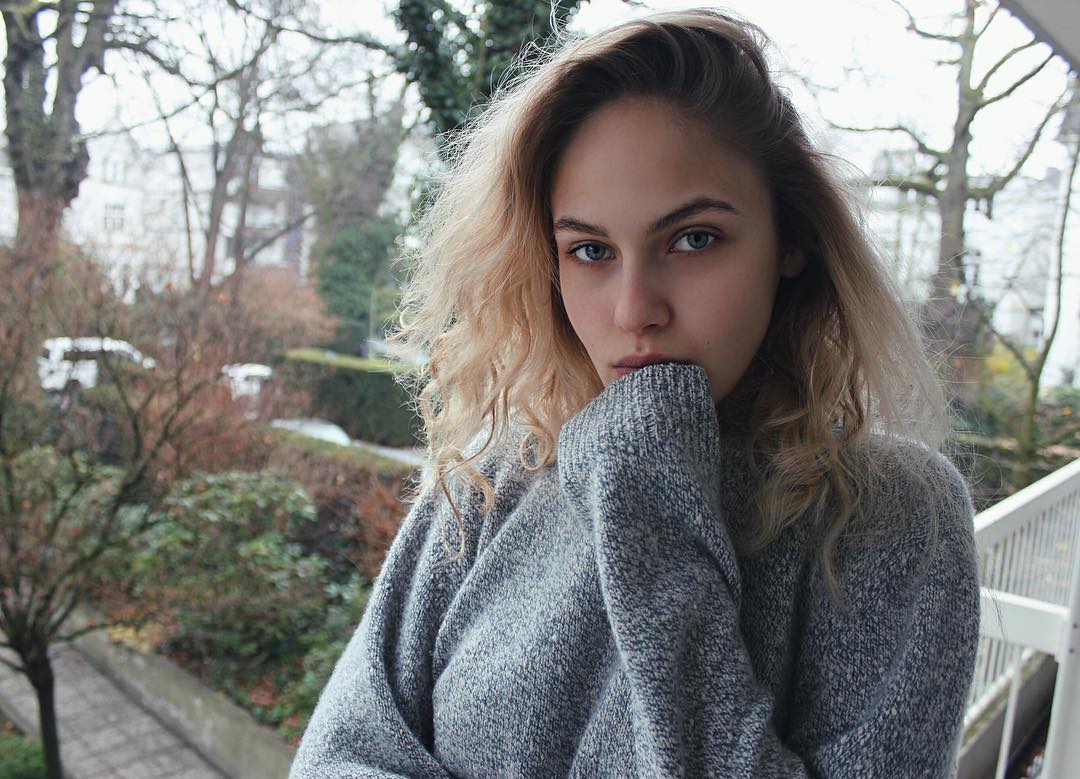 Elena Carriere