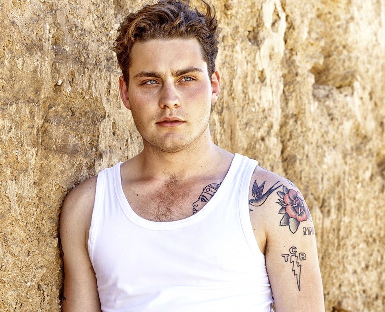 Douwe Bob