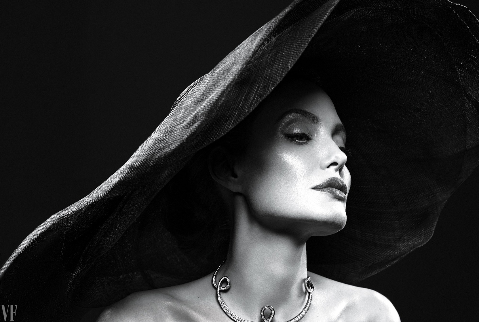 Angelina Jolie Angelina Jolie