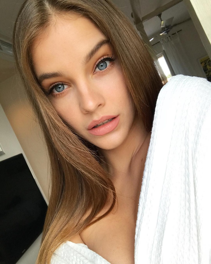 Barbara Palvin image