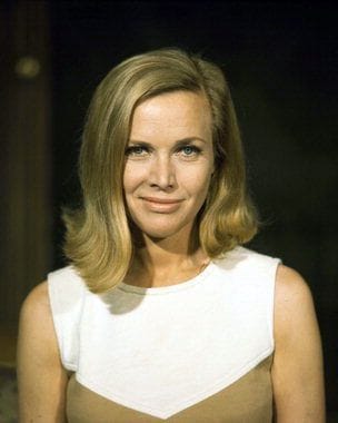 Picture of Honor Blackman