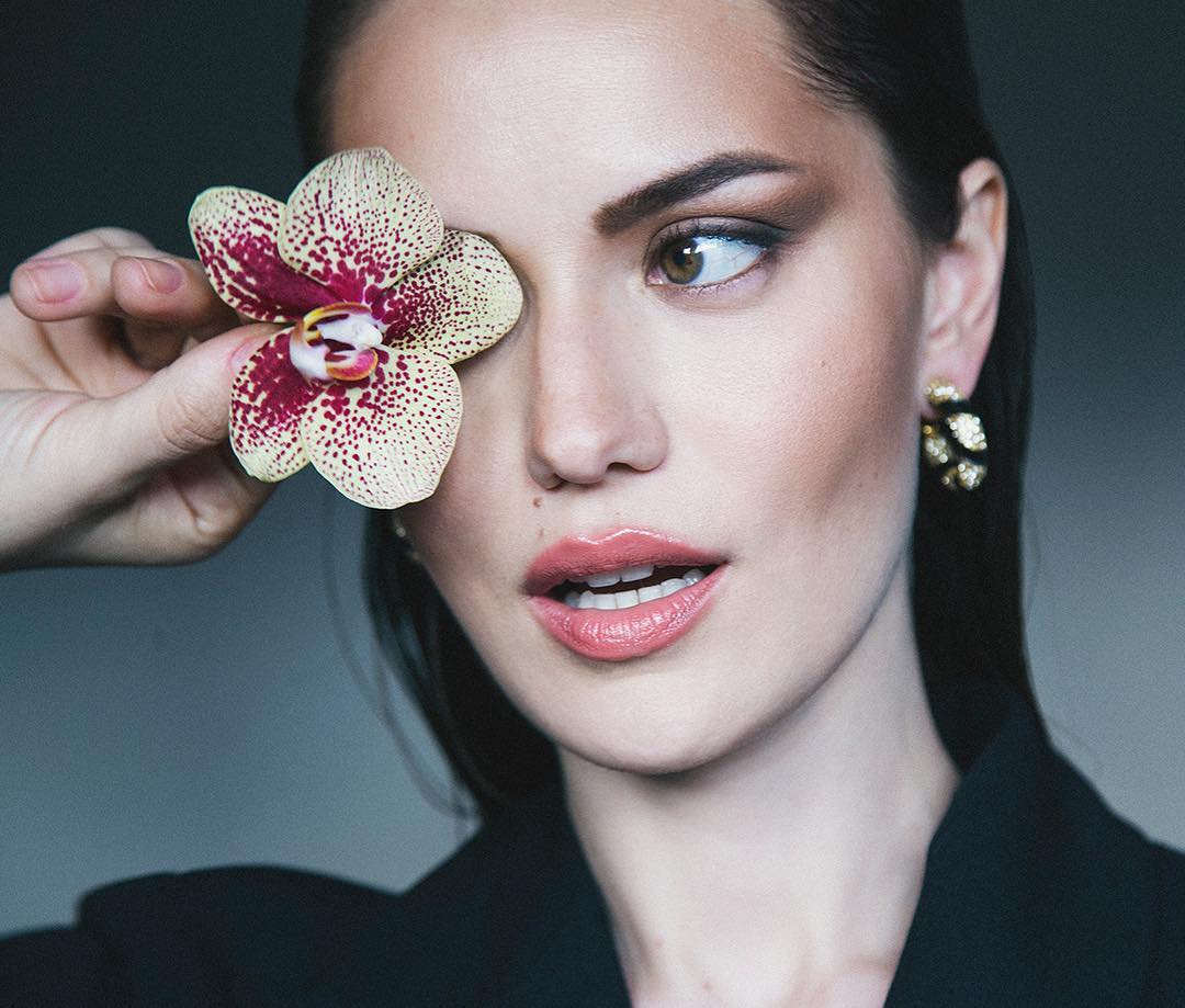 Fahriye Evcen Fahriye Evcen