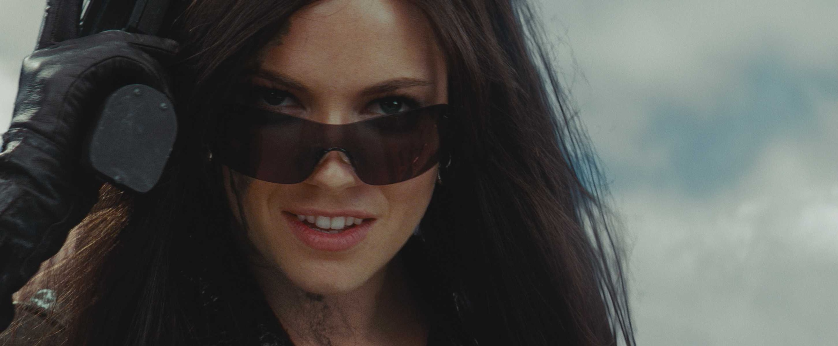 Baroness (Sienna Miller)