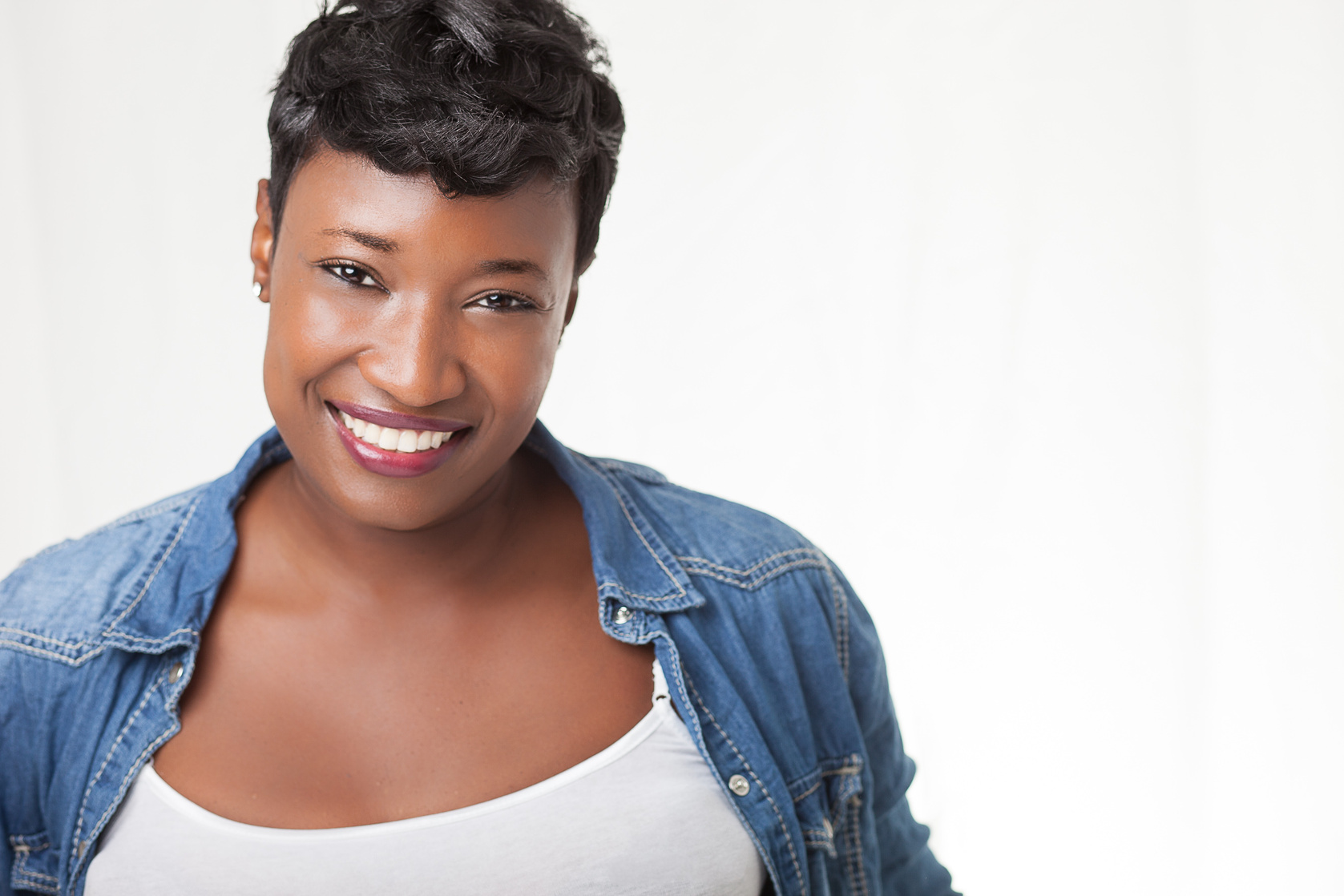 Picture of Tanya Thompson