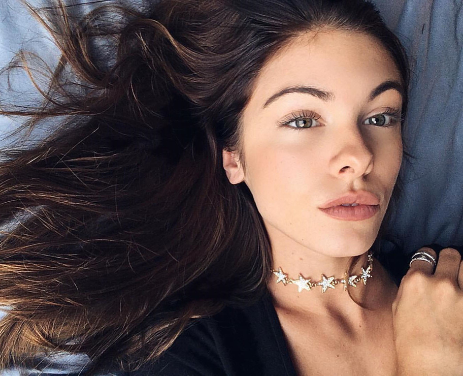 Picture of Carmella Rose