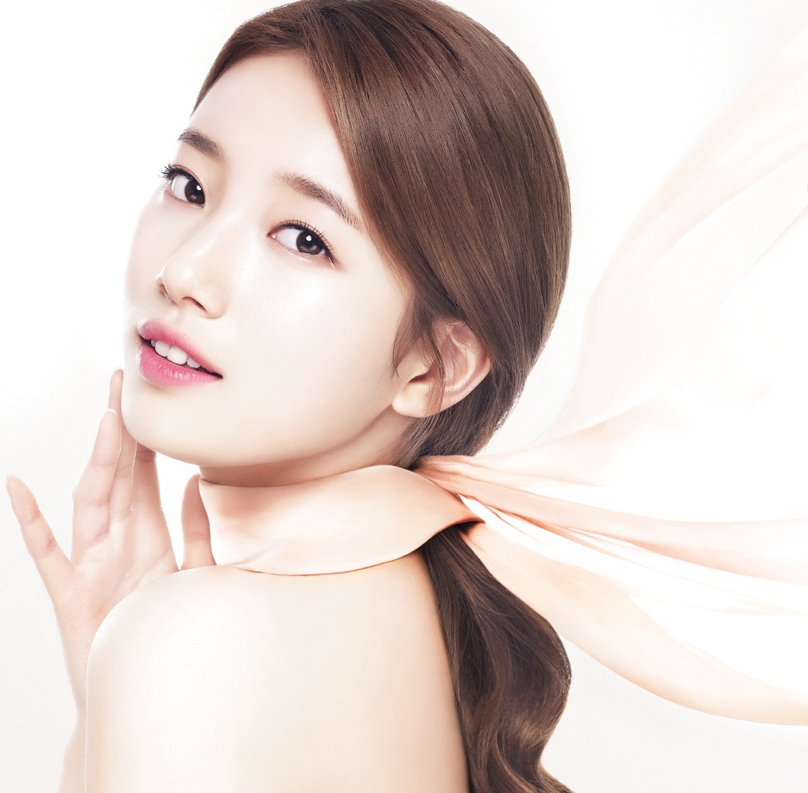 Suzy Bae