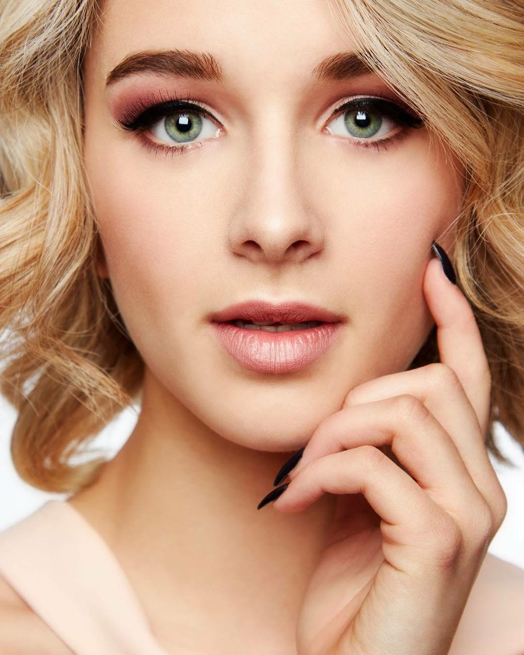 Didem Erol Didem Erol new foto Didem Erol Didem Erol new photo