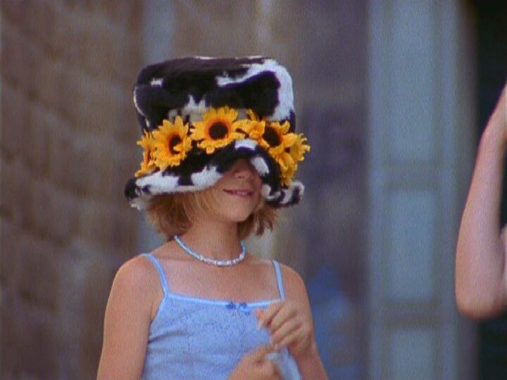 Picture of Passport to Paris (1999)