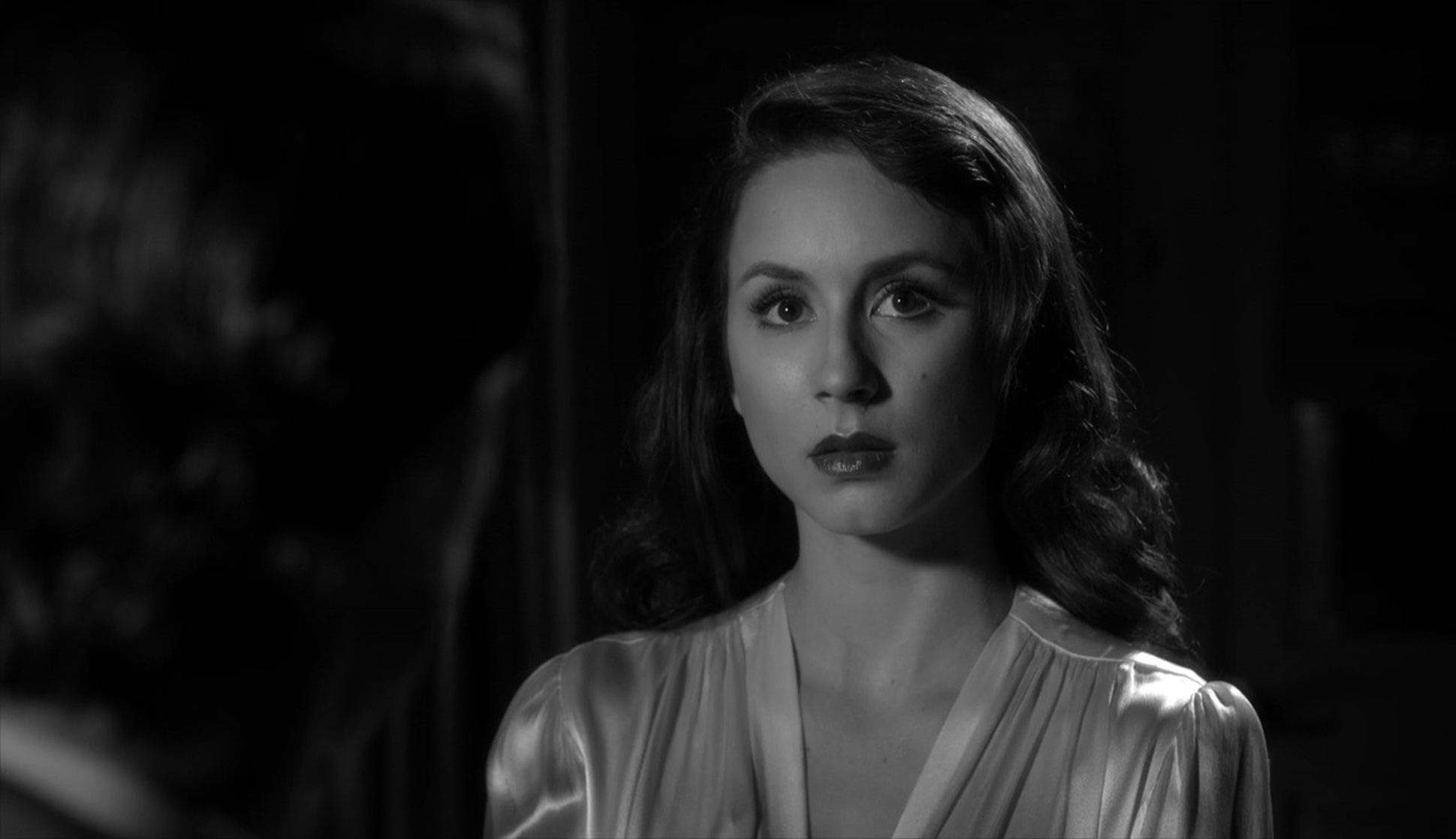 Troian Bellisario