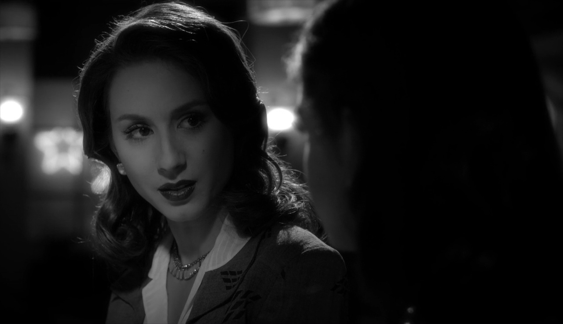 Troian Bellisario