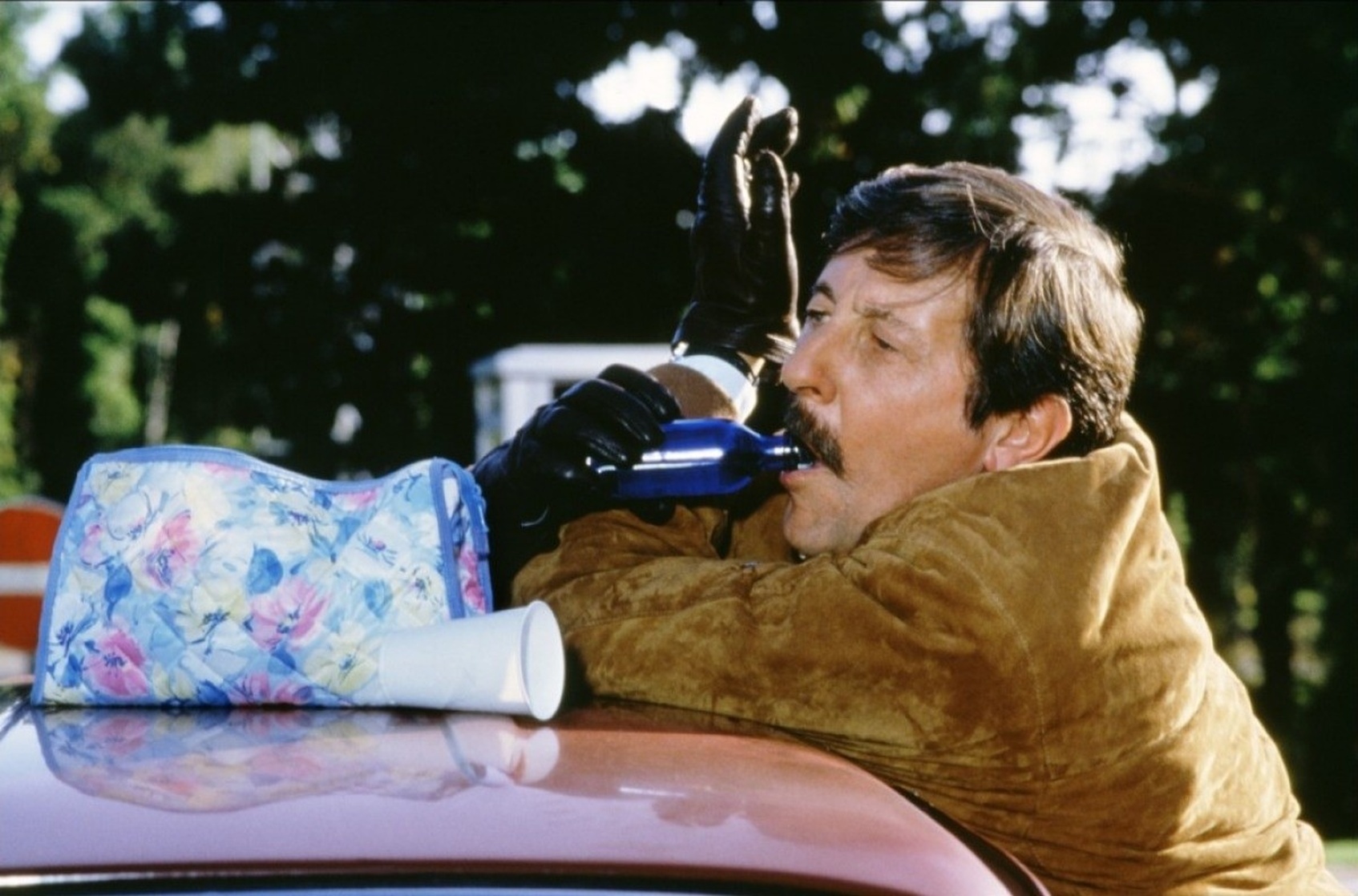 Le moustachu Le moustachu