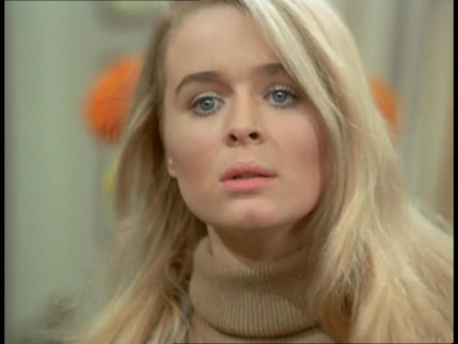 Sinéad Cusack in "The Persuaders"