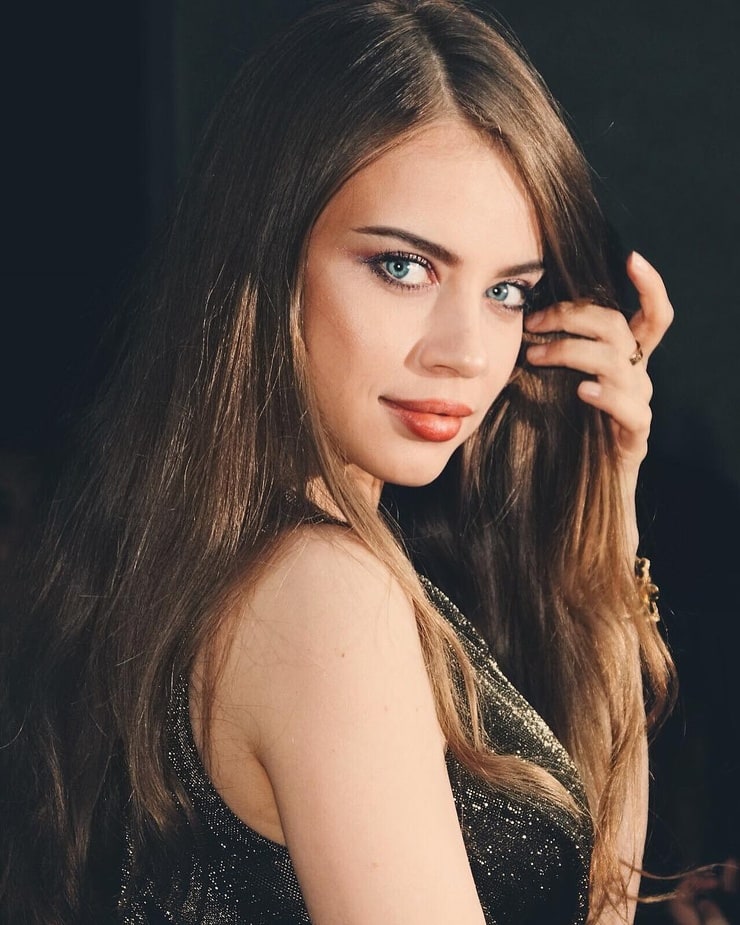 Xenia Tchoumitcheva Image