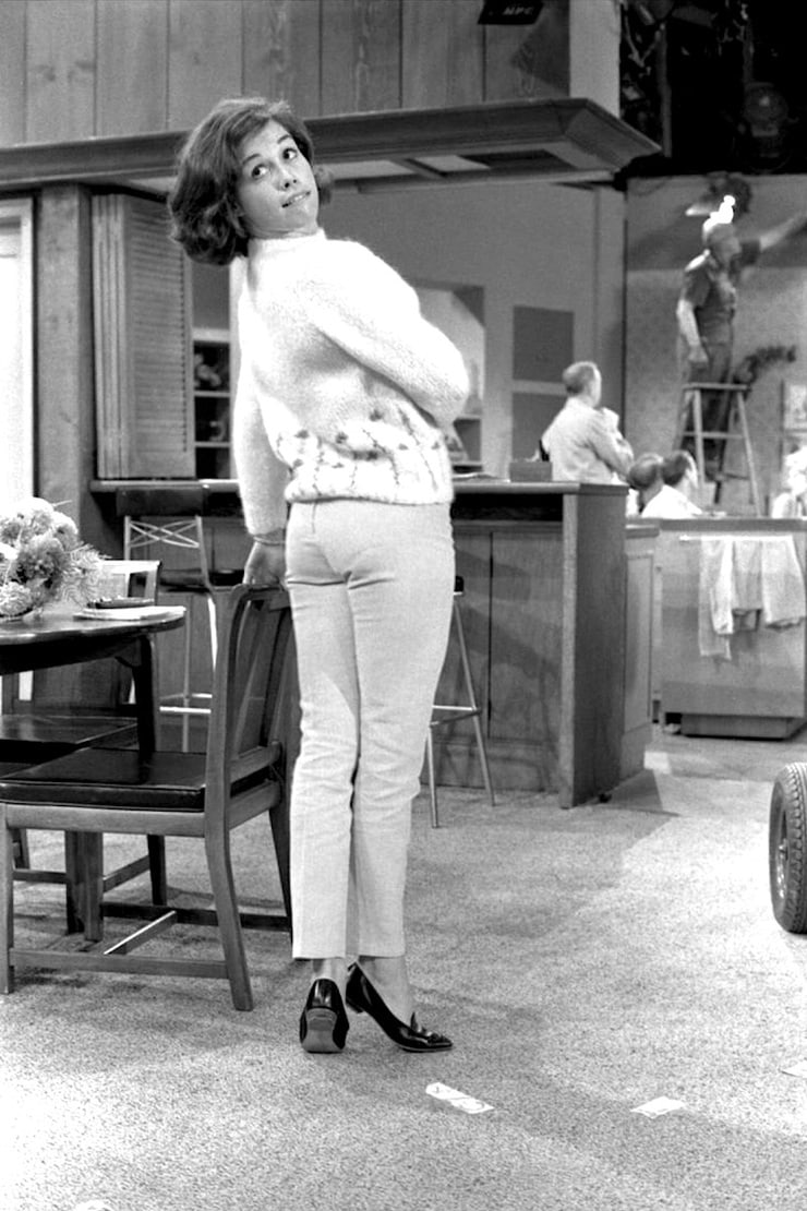 Picture of Mary Tyler Moore.