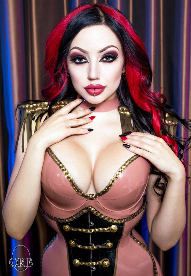 picture-of-dani-divine