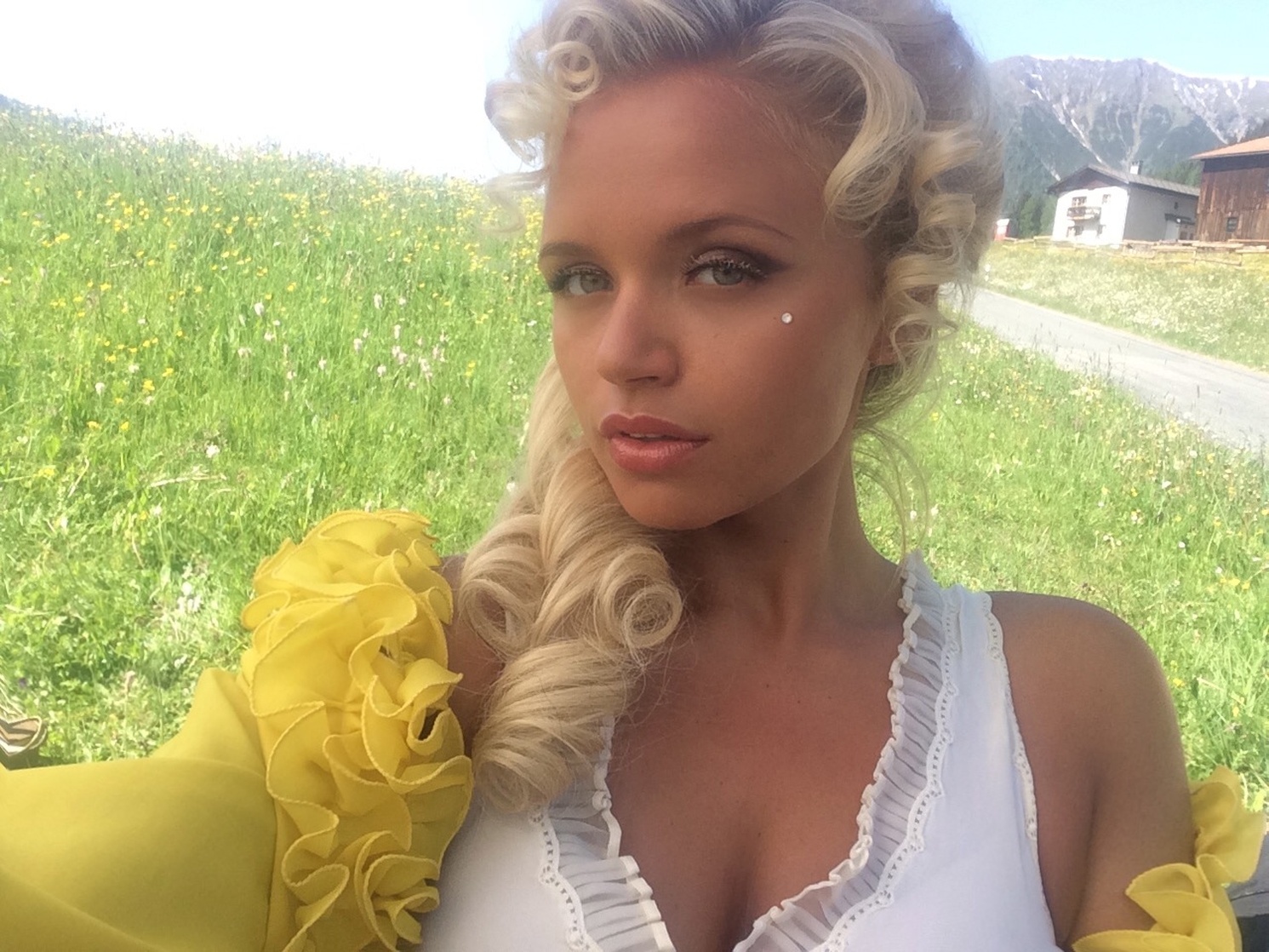 Veronika Dash Veronika Dash