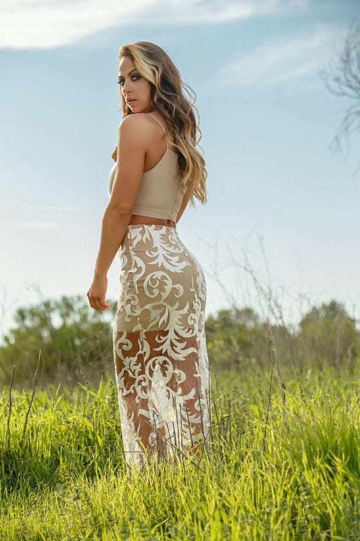 Picture Of Tenille Dashwood