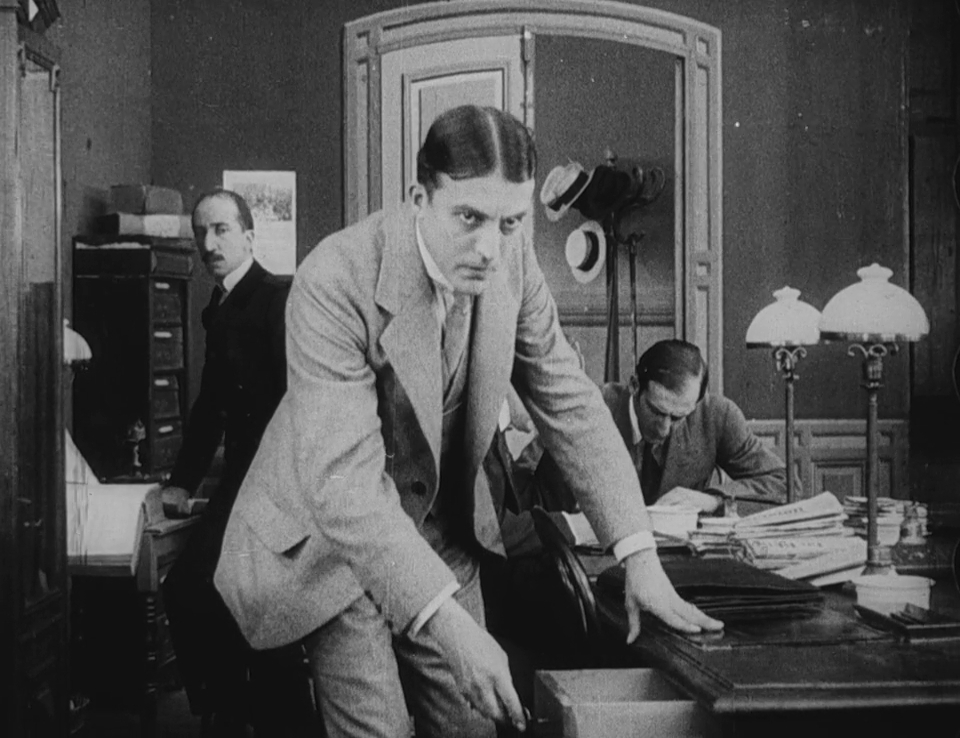 Les Vampires (1915)