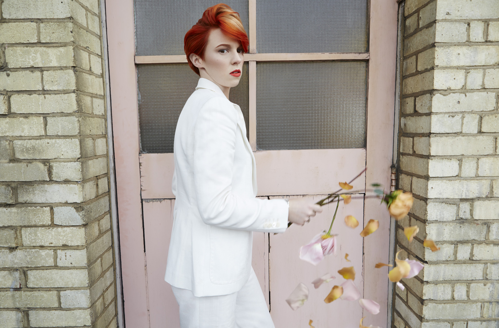 Elly Jackson
