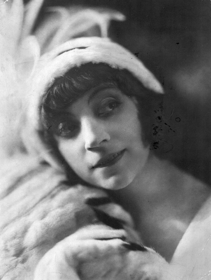 Asta Nielsen image