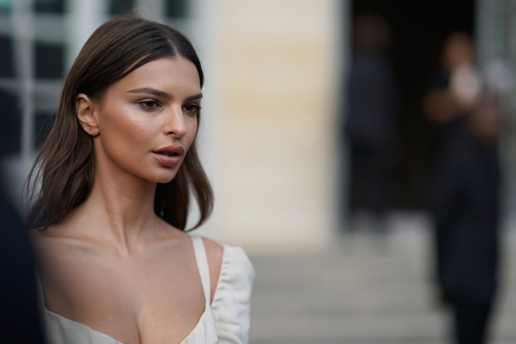 Emily Ratajkowski