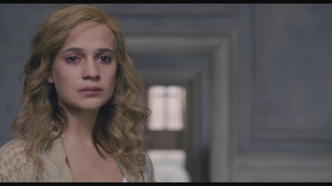 Alicia Vikander