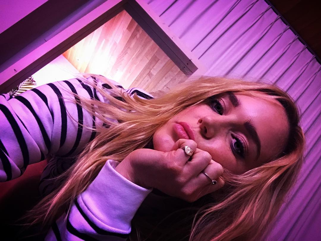 Caity Lotz Caity Lotz