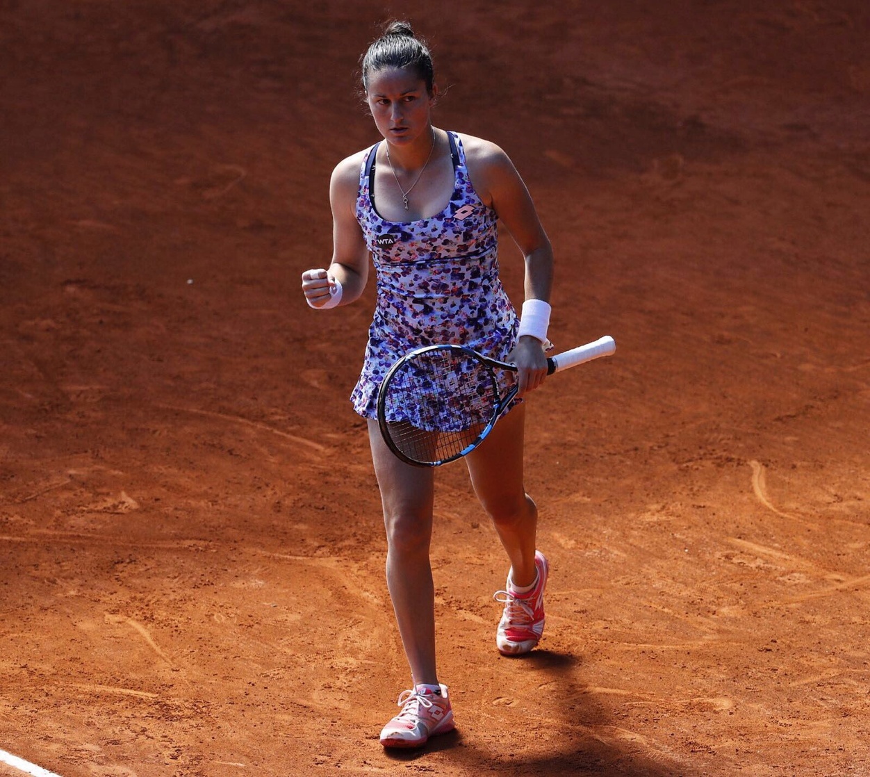 Lara Arruabarrena Vecino