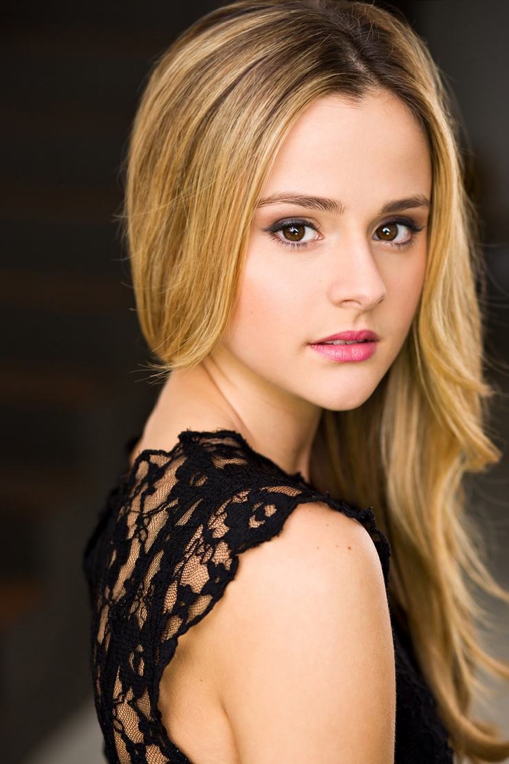 Picture of Larissa Albuquerque