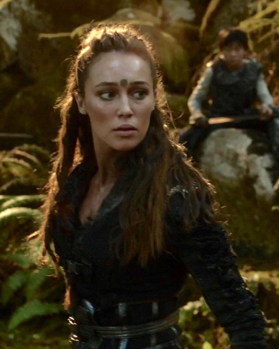Picture of Alycia Debnam Carey