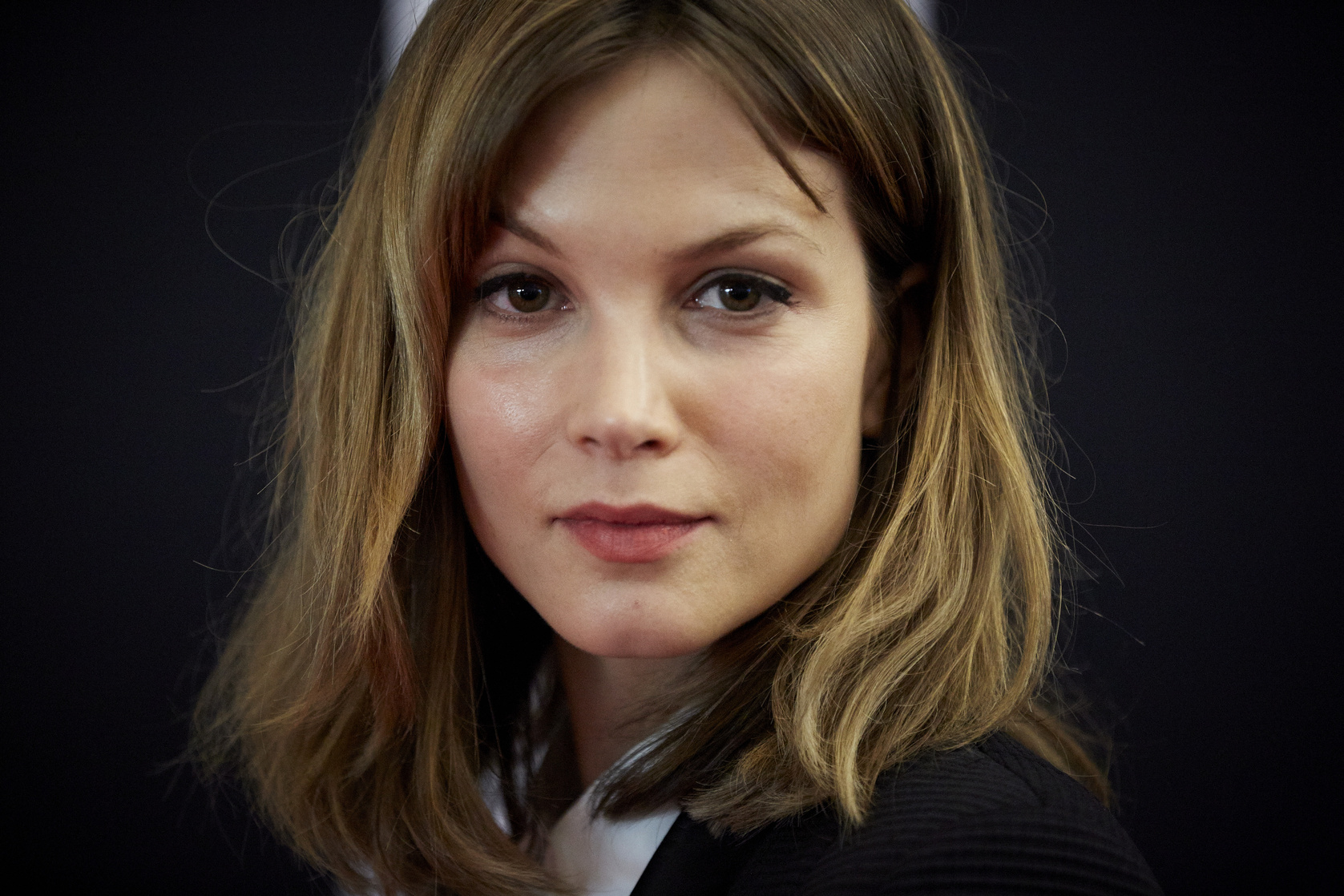 Sylvia Hoeks Sylvia Hoeks