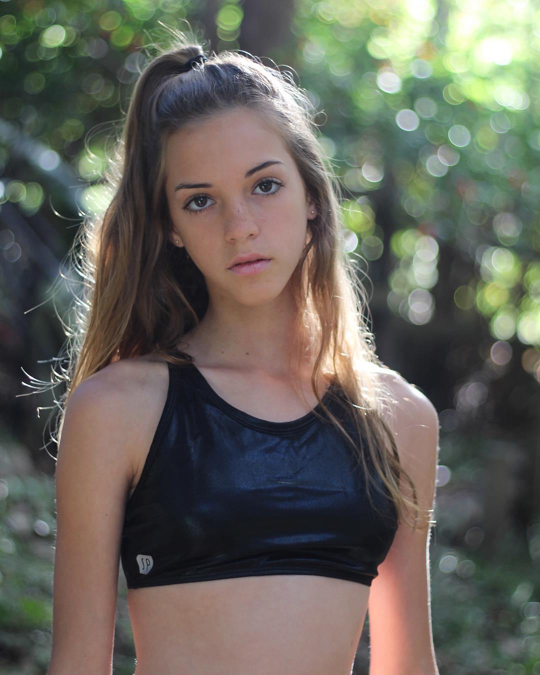 Valensiya Candydolls Model | Teen Tube