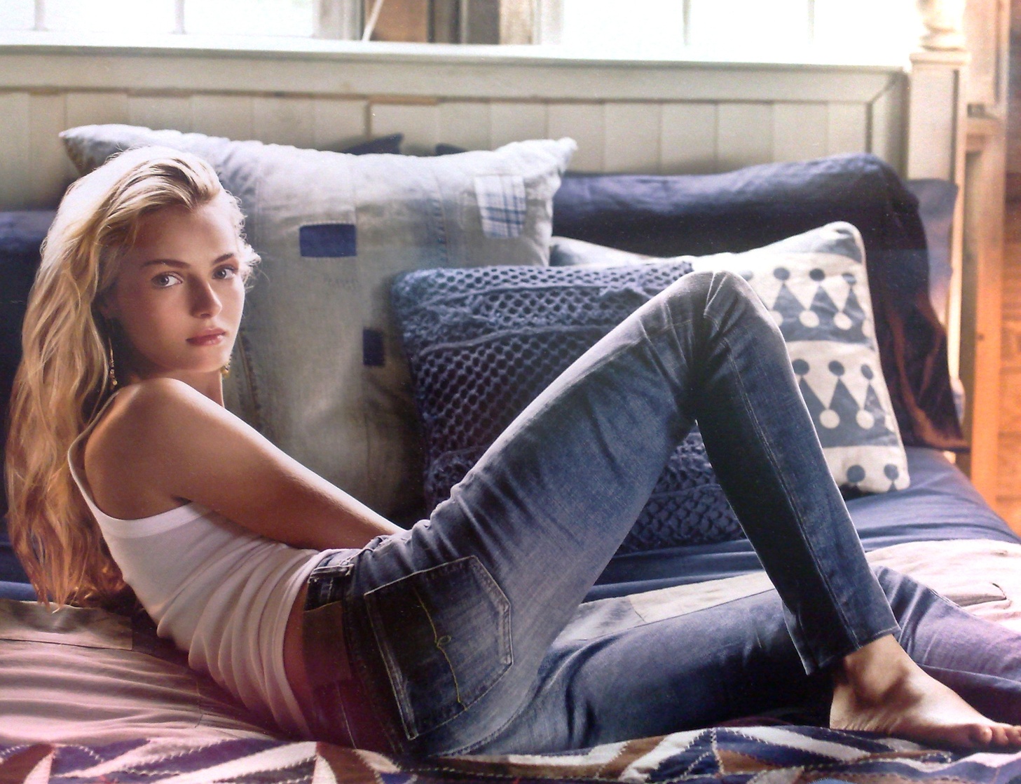 Valentina Zelyaeva Valentina Zelyaeva