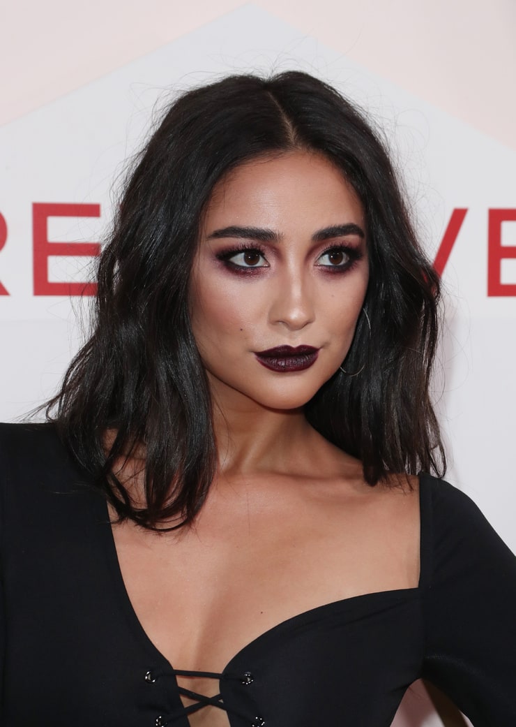 Picture Of Shay Mitchell